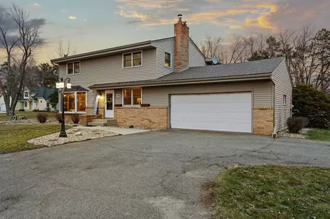 3100 6th St NE, Austin, MN 55912