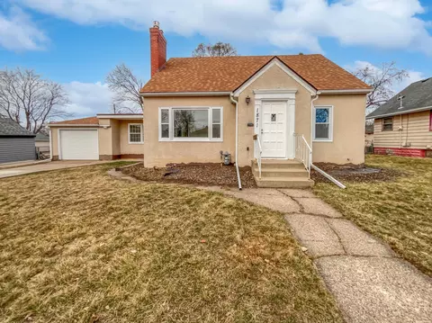 1871 Nevada Ave E, Saint Paul, MN 55119