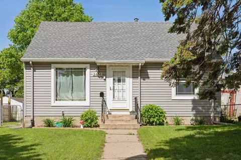 3430 2 12 St NE, Minneapolis, MN 55418