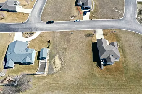 1812 17th St NW, Willmar, MN 56201