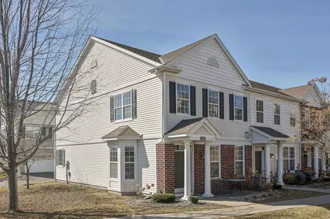 1249 Majestic Ave #316, Maplewood, MN 55109