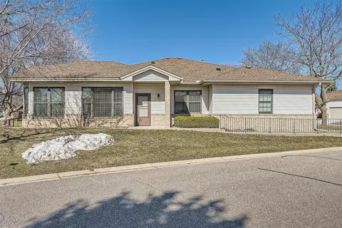 15064 Derby Cir, Rosemount, MN 55068