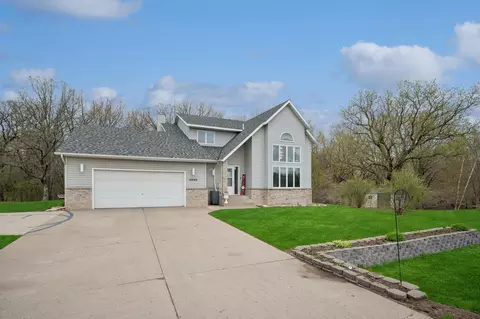 14845 Pineview Dr SE, Becker, MN 55308
