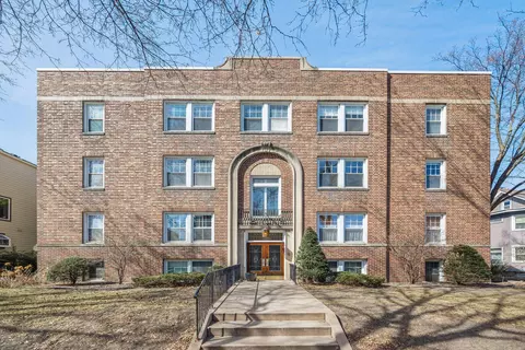 2716 Humboldt Ave S #202, Minneapolis, MN 55408