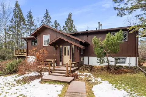 1764 Wildwood Rd, Duluth, MN 55804