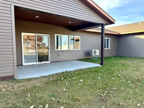 706 Maple Ave, Park Rapids, MN 56470 photo 5