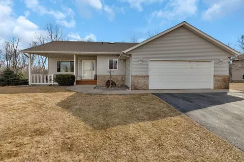 316 Walnut Cir, Rockville, MN 56369