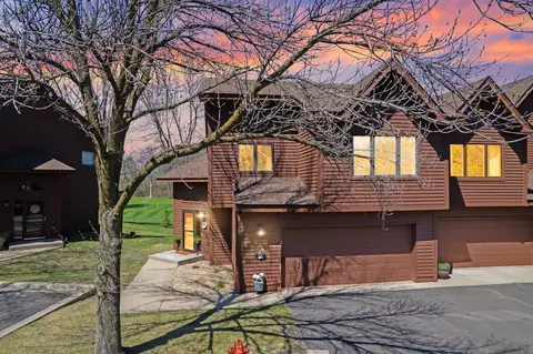 12522 Parkwood Dr, Burnsville, MN 55337