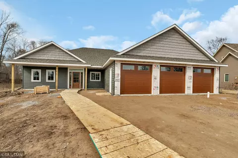 2027 Forest Ct, Saint Cloud, MN 56303