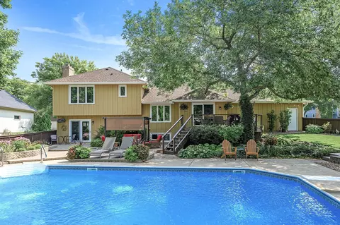 8781 Dallas Ln N, Maple Grove, MN 55369