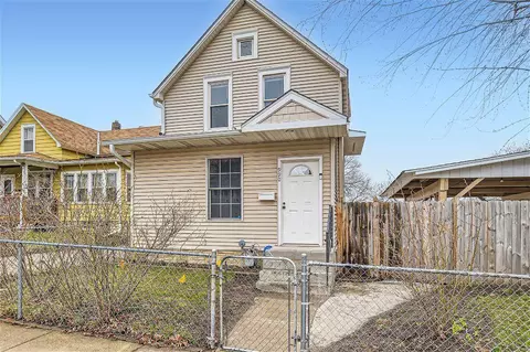 990 Galtier St, Saint Paul, MN 55117