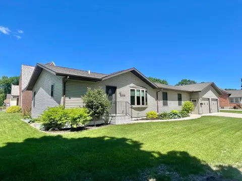 206 N Spring Ave, Springfield, MN 56087