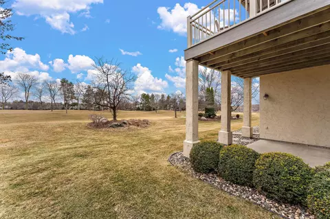 17543 Bearpath Trl, Eden Prairie, MN 55347 photo 7