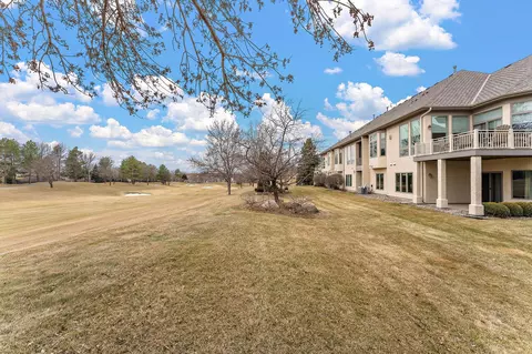 17543 Bearpath Trl, Eden Prairie, MN 55347 photo 6