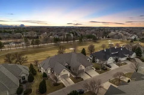17543 Bearpath Trl, Eden Prairie, MN 55347 photo 2