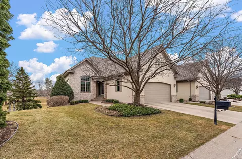 17543 Bearpath Trl, Eden Prairie, MN 55347