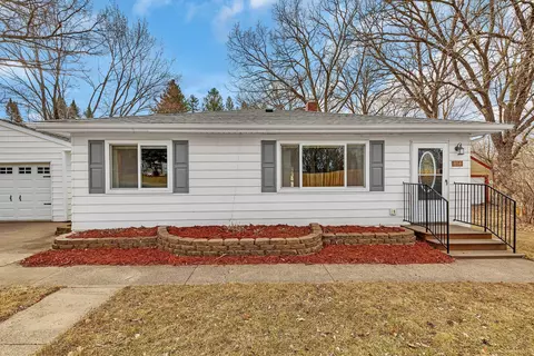 814 5th Ave SE, Little Falls, MN 56345
