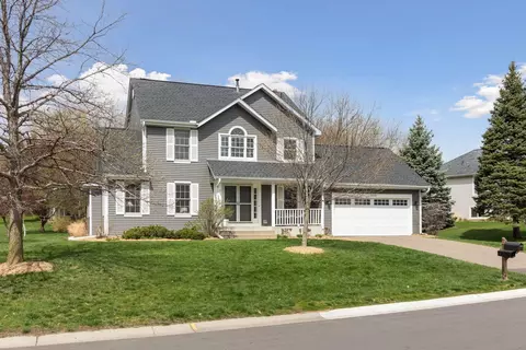 6350 Teton Ln, Chanhassen, MN 55317