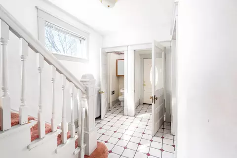 1516 E 2nd St, Duluth, MN 55812 photo 6