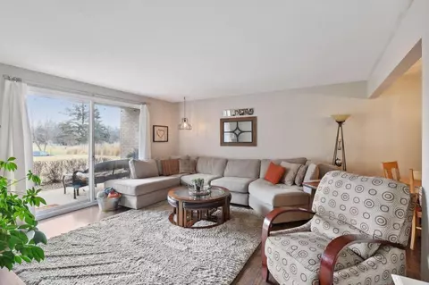 4350 Brookside Ct #116, Edina, MN 55436