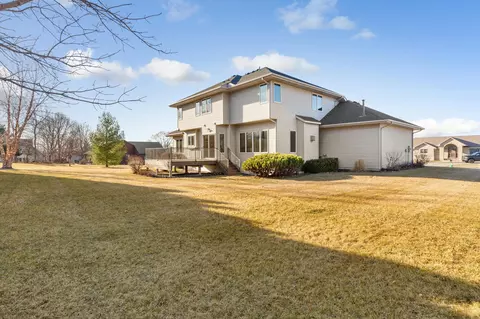 Exterior - 1311 Greenleaf Rd, Faribault, MN 55021 photo 4 of 6