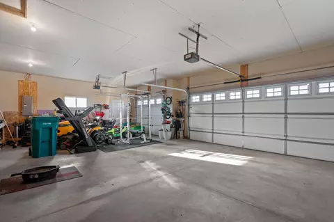 2008 13th Ave NE, Austin, MN 55912 photo 42