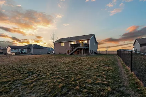 2008 13th Ave NE, Austin, MN 55912 photo 6