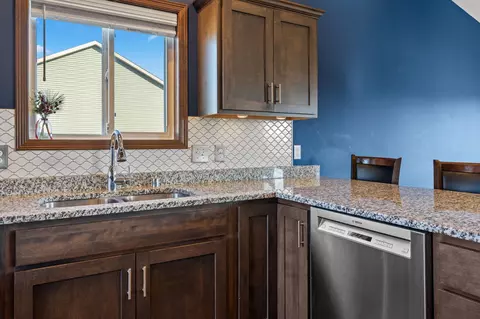 2008 13th Ave NE, Austin, MN 55912 photo 17