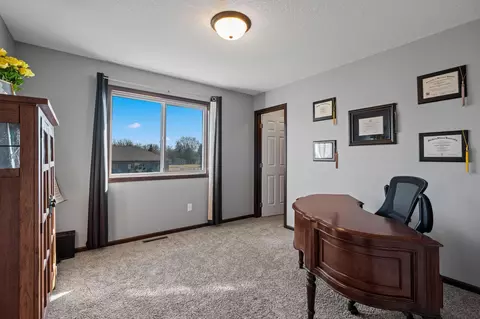 2008 13th Ave NE, Austin, MN 55912 photo 32
