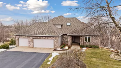 1239 Thorene Pl, Stillwater, MN 55082