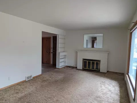 2008 Villard Ave #1, Saint Paul, MN 55116