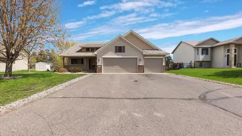 17607 Grant St NW, Elk River, MN 55330