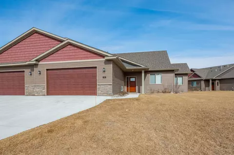 205 SE 16th St, Grand Rapids, MN 55744
