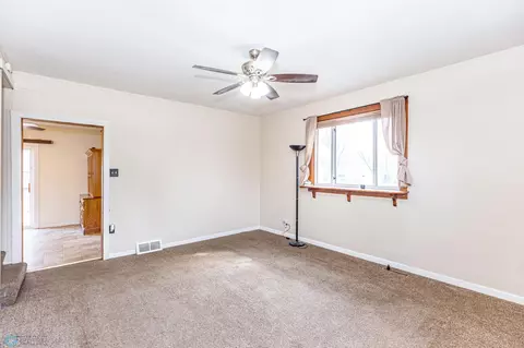 100 6th St E, Ada, MN 56510 photo 6