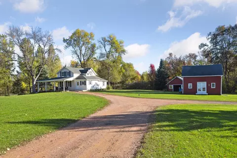 601 Pexa Dr, New Prague, MN 56071