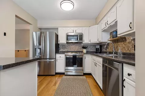 4088 S Meadowlark Rd, Eagan, MN 55122 photo 8