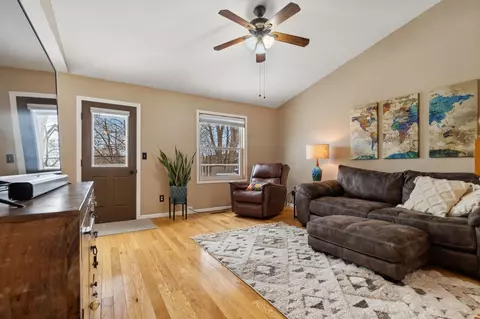 4088 S Meadowlark Rd, Eagan, MN 55122 photo 4