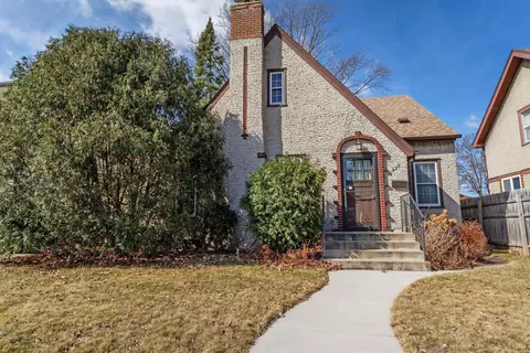 336 6th Ave S, South Saint Paul, MN 55075