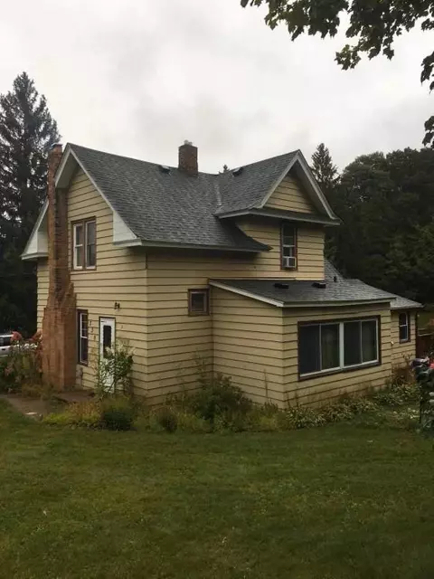 330 S East Ave, Dresser, WI 54009