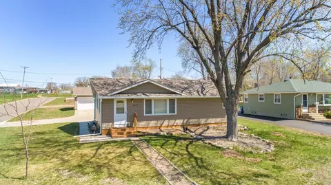 5897 Washington St NE, Fridley, MN 55432
