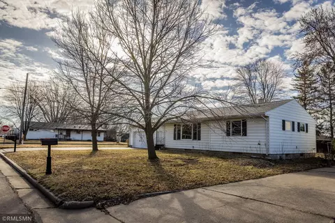 820 Elm St, Baldwin, WI 54002