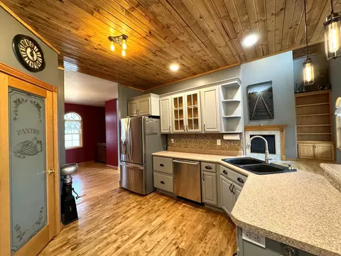 Kitchen - 36713 145th Ave, Eagle Bend, MN 56446 photo 6 of 6
