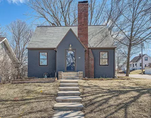 1106 Virginia St, Saint Paul, MN 55117