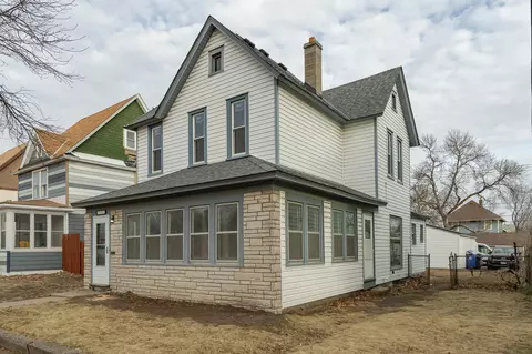 1391 Thomas Ave, Saint Paul, MN 55104