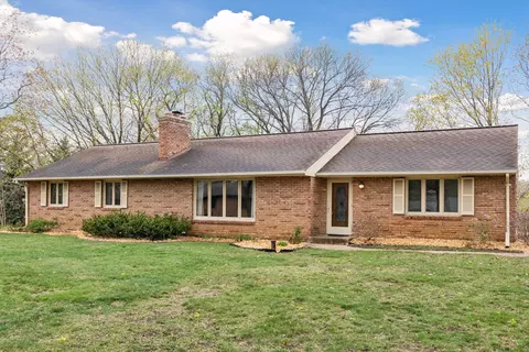 15245 Lynn Ter, Minnetonka, MN 55345