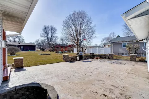 504 Elmwood St, Arlington, MN 55307