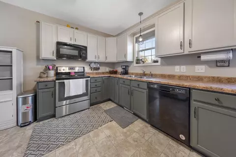 108 Spring St, Kenyon, MN 55946 photo 12