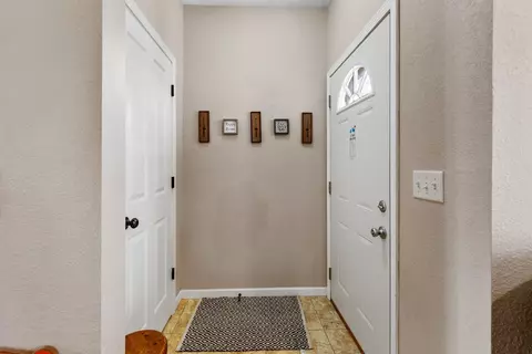 108 Spring St, Kenyon, MN 55946 photo 5
