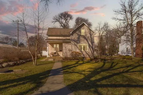 108 Spring St, Kenyon, MN 55946
