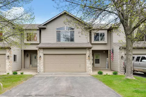 109 12th St, Farmington, MN 55024